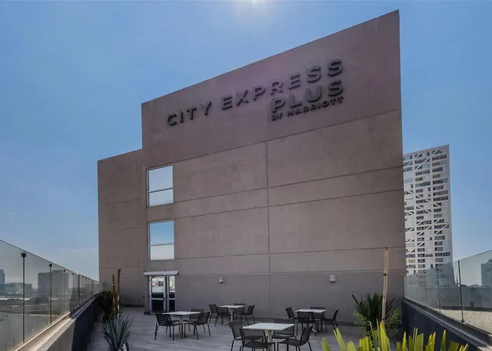 City Express Plus By Marriott Ciudad De Mexico Patio Universidad